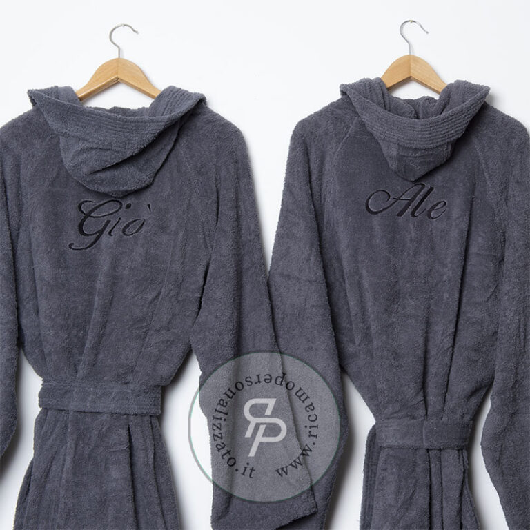 Set Regalo Sposa – 6 Pezzi: Accappatoio Cardigan, Pantofole, Fascia, Mascherina, Borsa E Specchietto