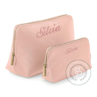 pochette donna personalizzata con nome silvia sul fronte